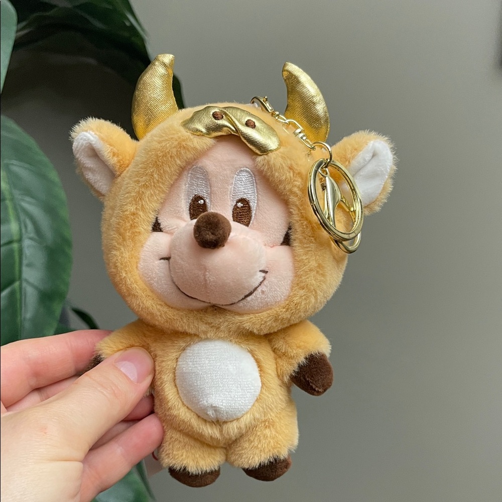New 2021 Mickey Animal Dress Up Plush Bull Taurus Keychain Keyring Bag Plushie - Picture 2 of 8